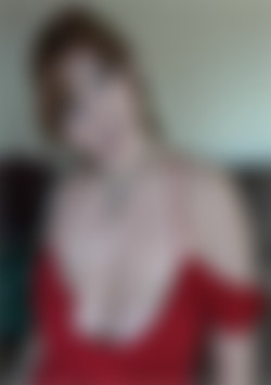 Getyourkneesdirty: Amilia Onyx 2022 front cover