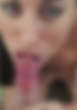Getyourkneesdirty: Kaylynn front cover