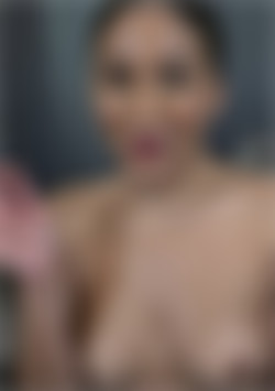 Getyourkneesdirty: Liv Revamped as AOC front cover