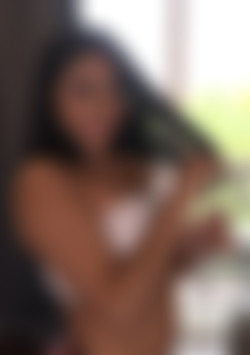 Getyourkneesdirty: Serena Santos front cover