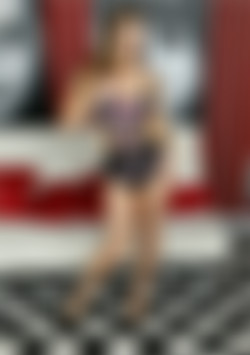 Getyourkneesdirty: Allison Moore front cover