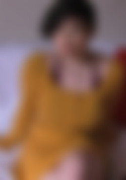Getyourkneesdirty: Amilia Onyx Euro Trip 2019 back cover